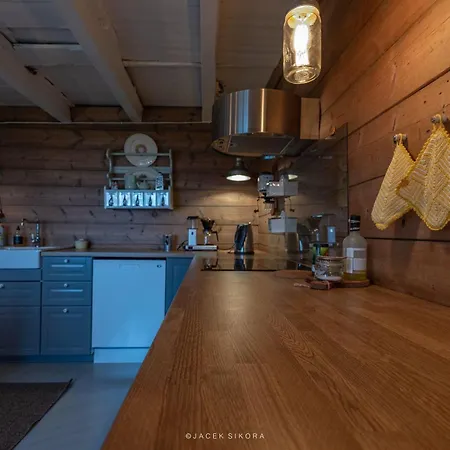Cozy Older House In Scenic Surroundings 펜션