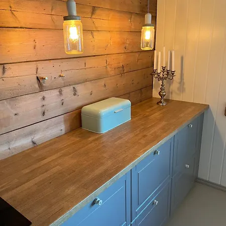 Cozy Older House In Scenic Surroundings 스토르드