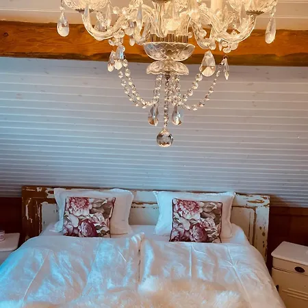 펜션 Cozy Older House In Scenic Surroundings
