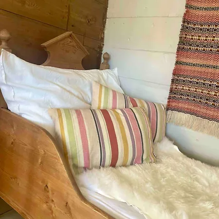 Cozy Older House In Scenic Surroundings * 스토르드