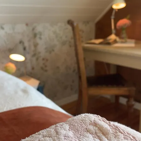Cozy Older House In Scenic Surroundings * 스토르드